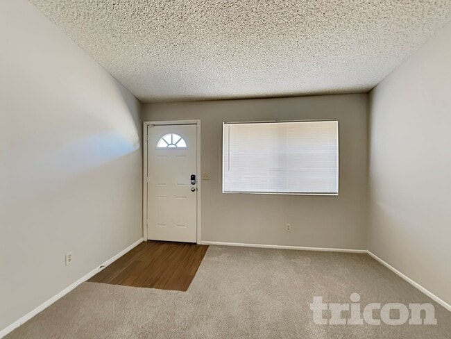 Photo - 7044 W Taylor St