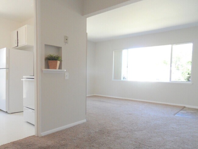 Photo - 3051-3053 Luna Ave Unit 3051