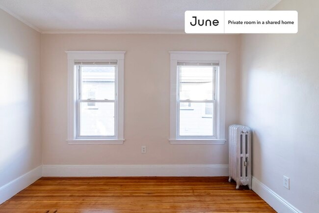 Photo - Room in Shared 6 bed/2 bath home Unidad A