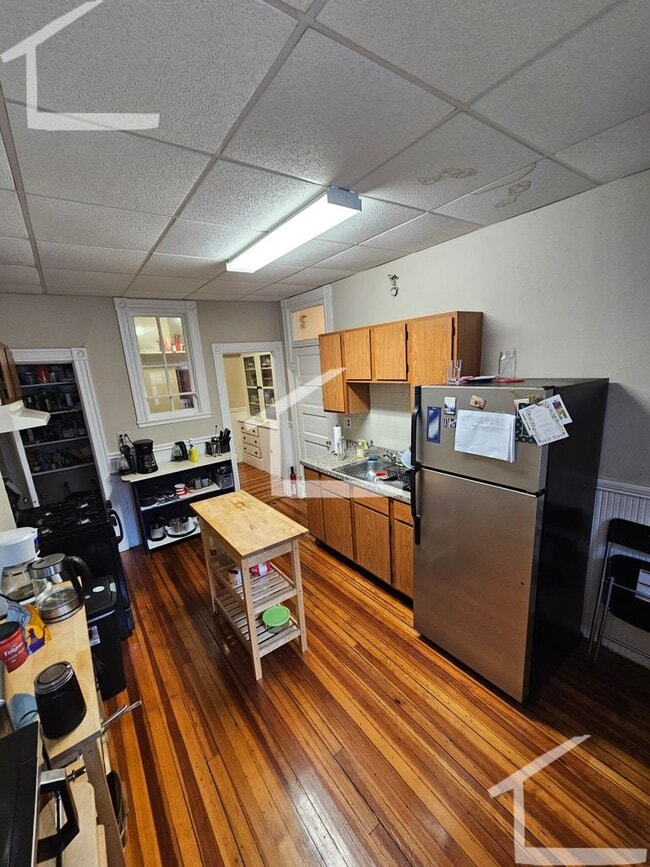 Photo - Large Unit Steps from BU, Heat, Hot Water Included, Laundry on a Site, Private Porch