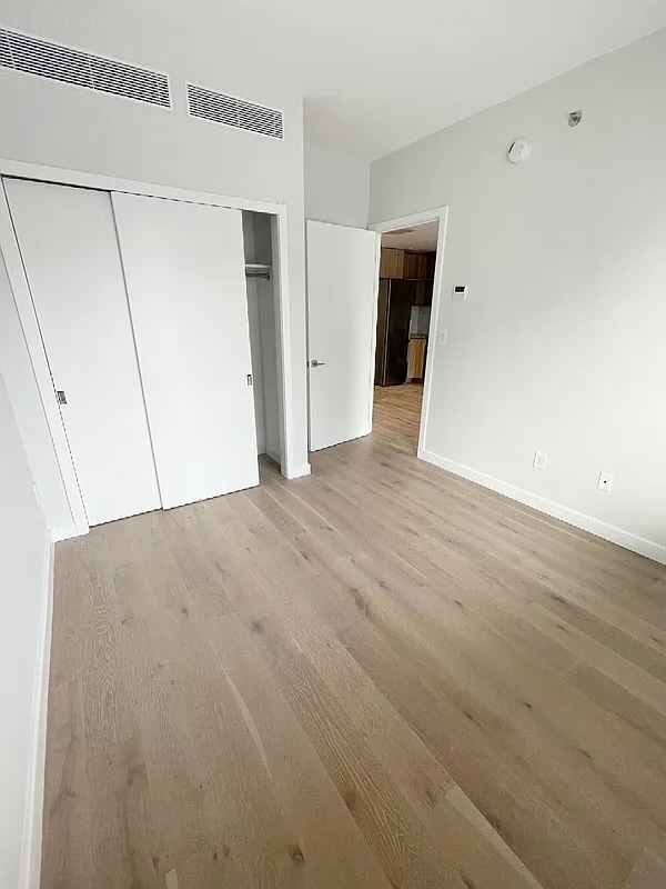Bedroom with full size closet - 1433 31st Ave Unit 1F