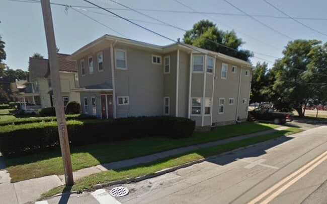 Photo - 202 E High St