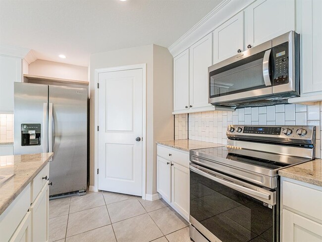 Photo - 13748 Wineberry Dr