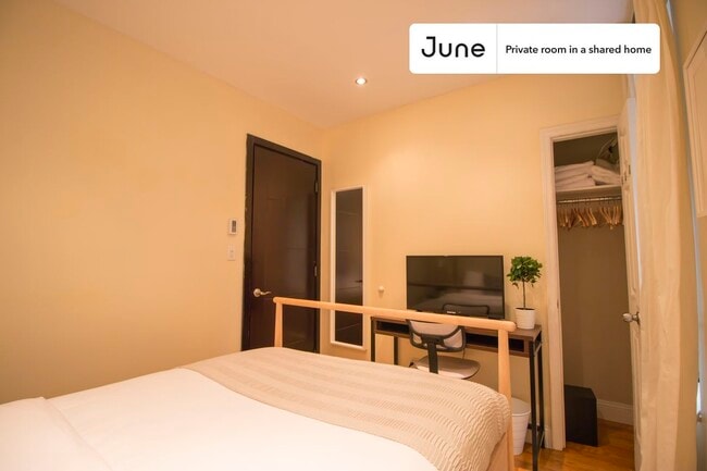 Photo - Room in Shared 5 bed/2 bath home Unidad A