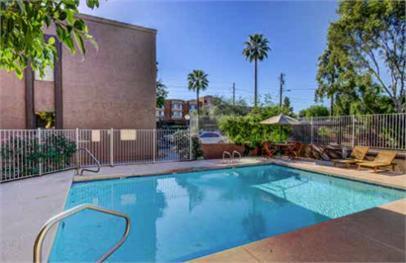 Photo - Catalina Apartments