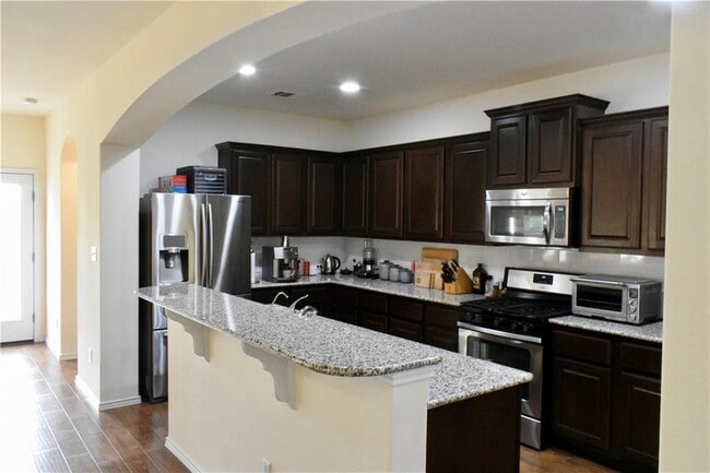 Photo - 201 Leather Oak Loop