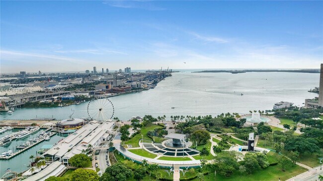 Photo - 244 Biscayne Blvd Unidad 1902 Rental