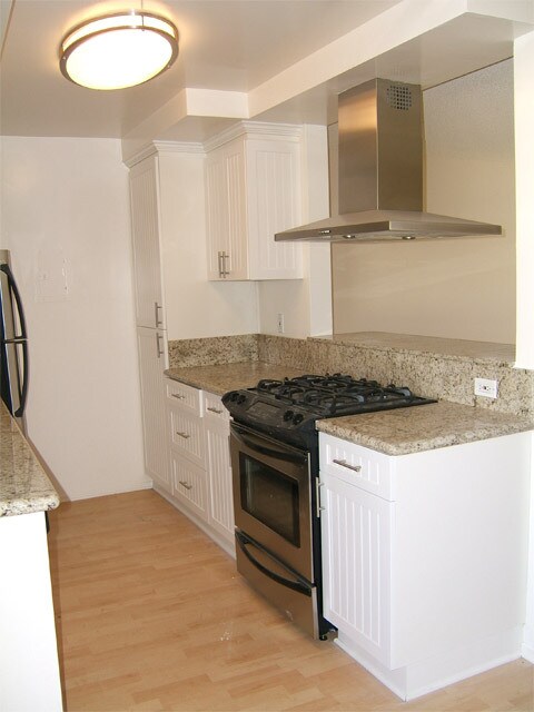 Photo - 1706 Brockton Ave