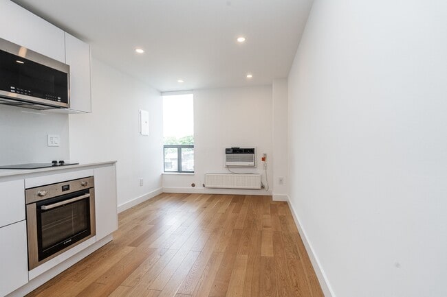 Photo - 800 Richmond St W Unit 404