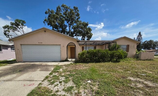 Building Photo - 8140 Medford Dr Rental