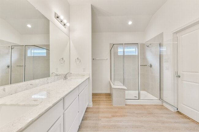 Building Photo - 3914 Sugardale St