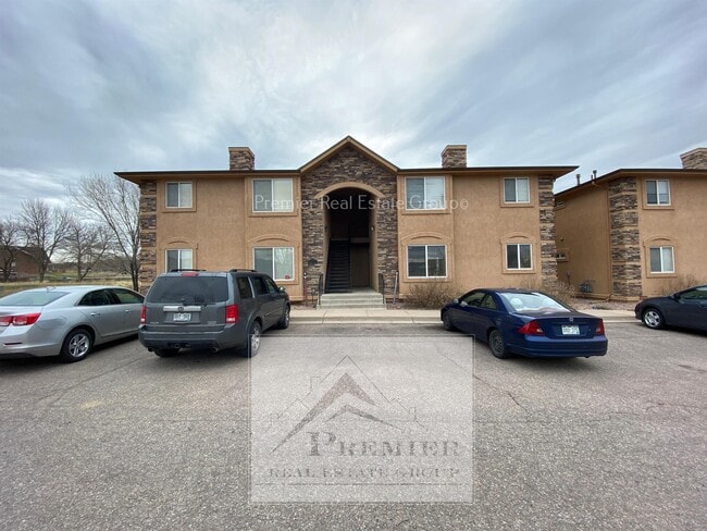 Photo - 9385 Trailside View