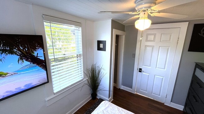 306 N Keech St Unit 2 Room 1