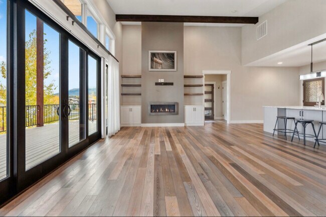 Photo - 65 Armory Rd