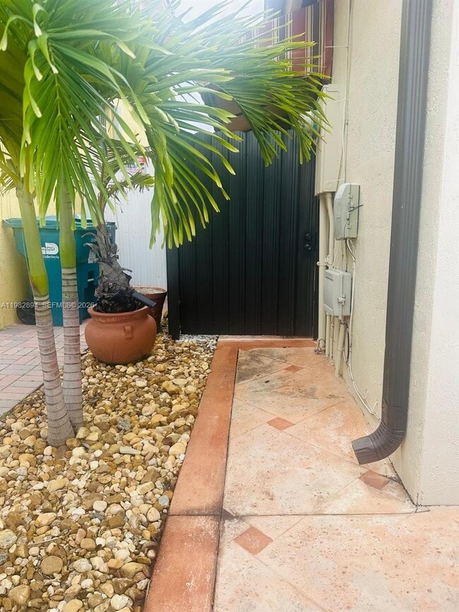 Building Photo - 3482 SW 152nd Pl Unit 1