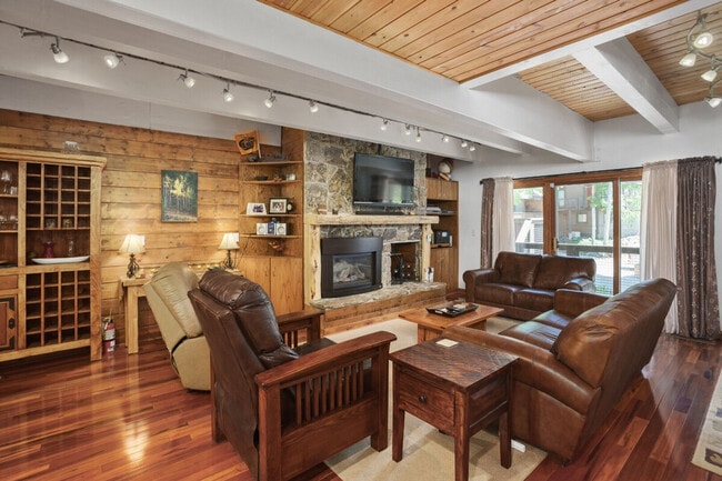 Photo - 2750 Crosstimbers Trail Unit SI ID1564291P