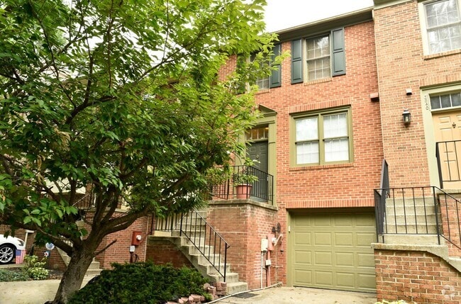 Building Photo - Burtonsville, MD Rental