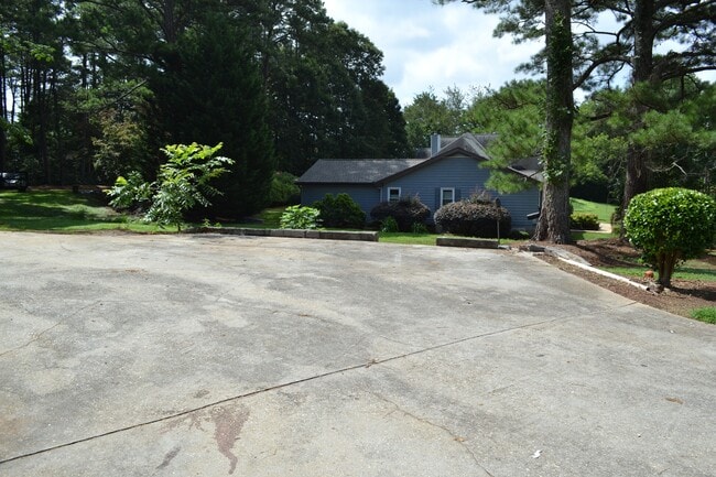 Photo - 1375 Nelms Dr