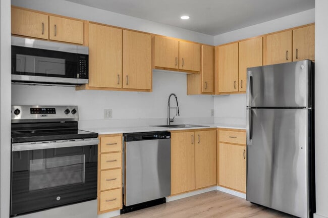 Photo - Eastwood Apartments