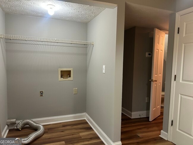 Photo - 207 Hillcrest Dr