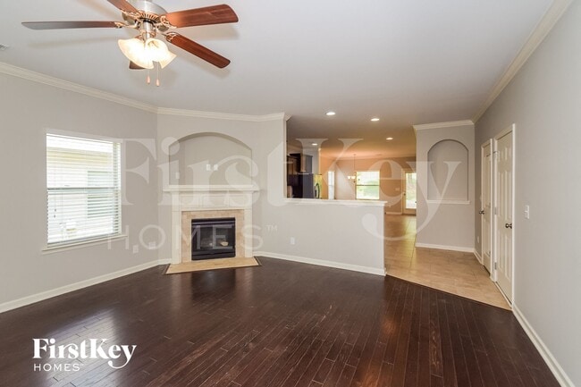 Photo - 291 Belmont Way