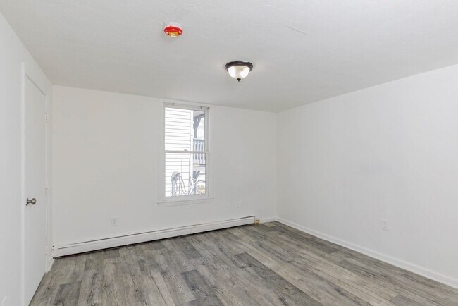 Photo - 13 Greenwood St Unit 3