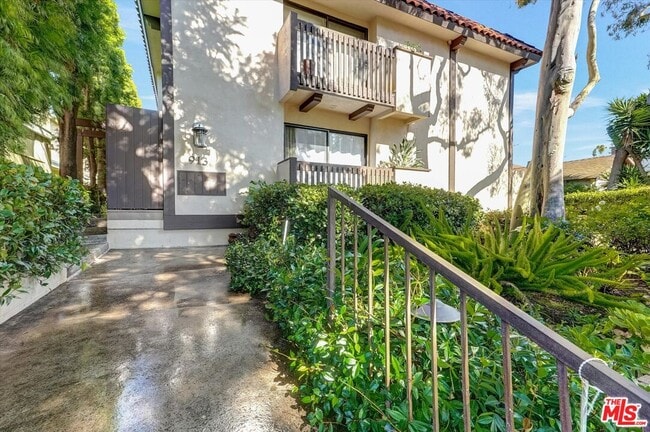 Photo - 913 17th St Unidad 2