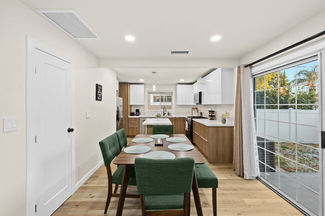 Photo - 6449 Woodlake Ave