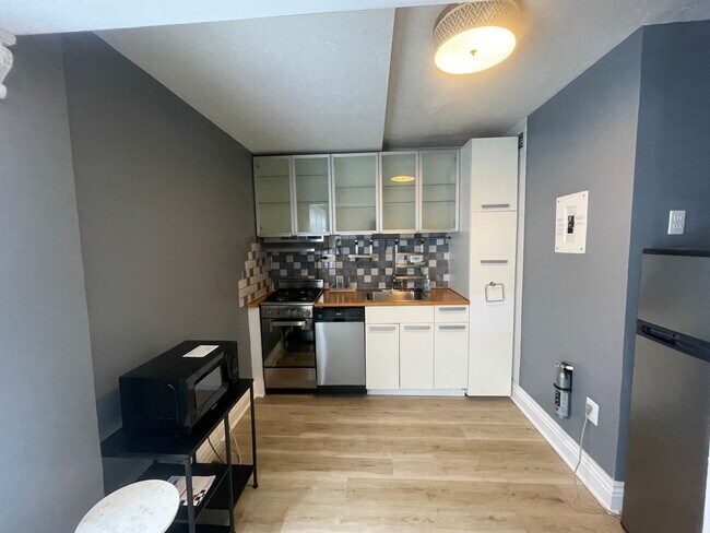 Photo - 1440 N. Street, NW