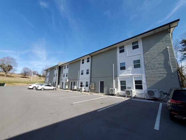Photo - Carolina Drive - Greenville - 822