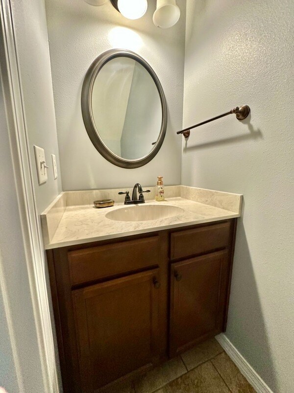 Photo - 240 Water Oaks Loop