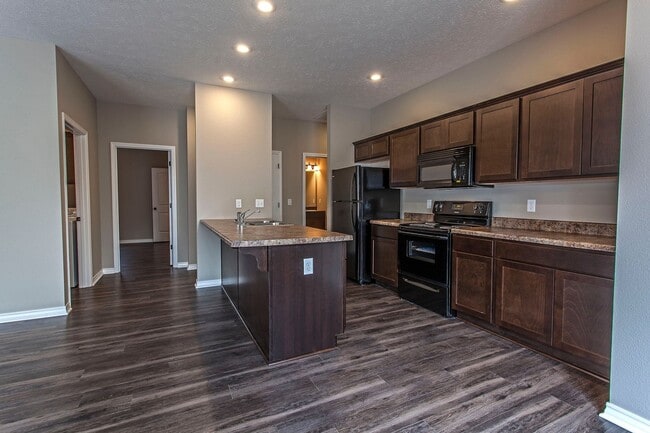 Photo - 3 Bed 3 Bath Home