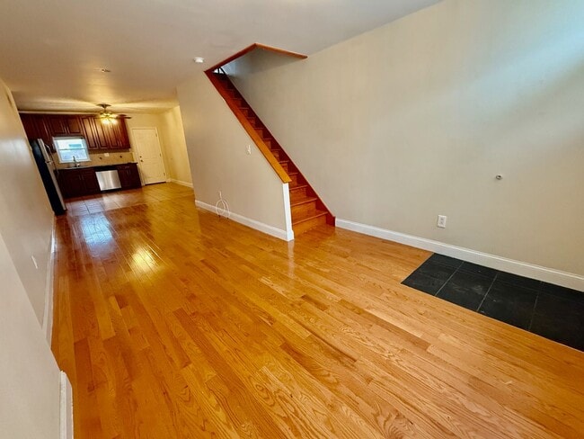 Photo - SPACIOUS 3BR/1BA HOUSE w/ Central AC-HARDW...