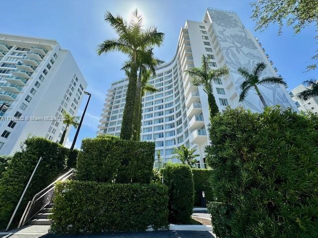 Photo - 1100 West Ave Unidad 620 Rental