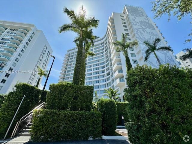 Building Photo - 1100 West Ave Unit 620 Rental