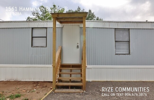 Photo - 1561 Hammond Blvd