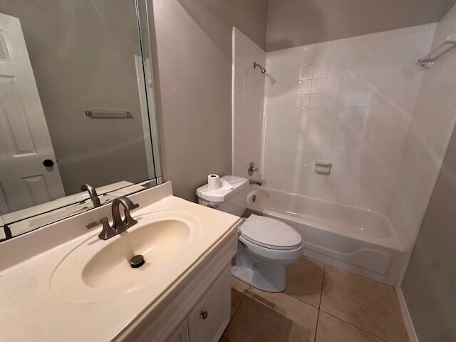 Photo - 3406 Mcmahon Way