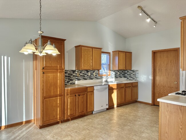 Photo - 13818 Baumgartner Trail