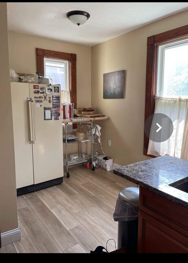 Photo - 14 Bardwell St