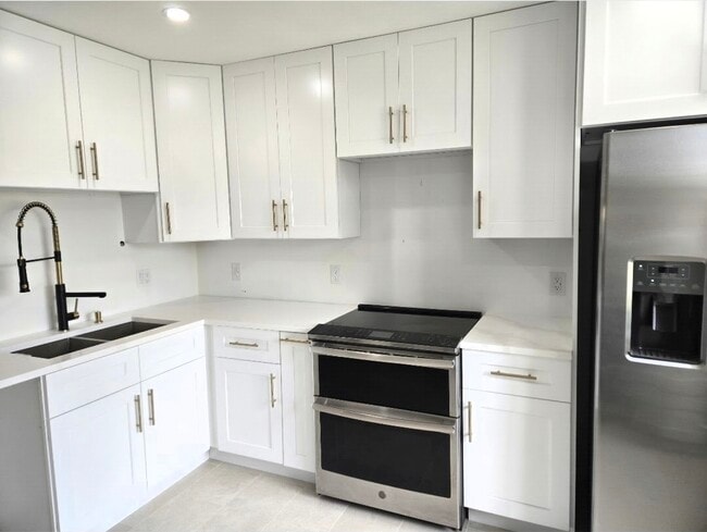 Cocina - 5347 Emerald Isle Dr