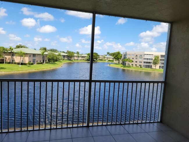 Photo - 7878 Trent Dr Unit 308