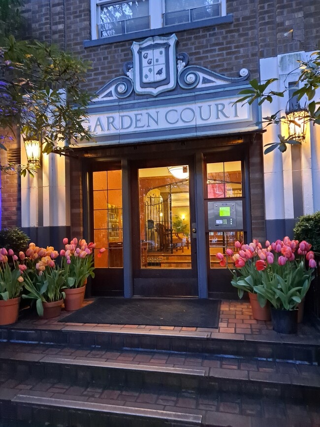 Photo - 1631 16th Ave Unit CAP HILL VINTAGE AND VIEW