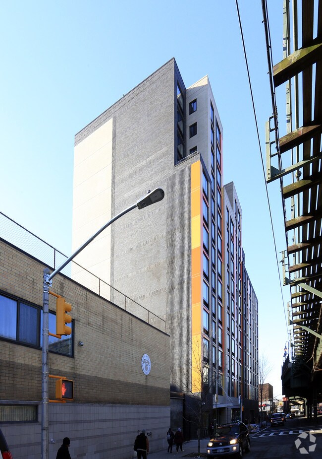 2700 Jerome Ave OffCampus Housing, Bronx, NY ForRentUniversity