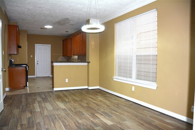 Photo - 10916 Panther Ct