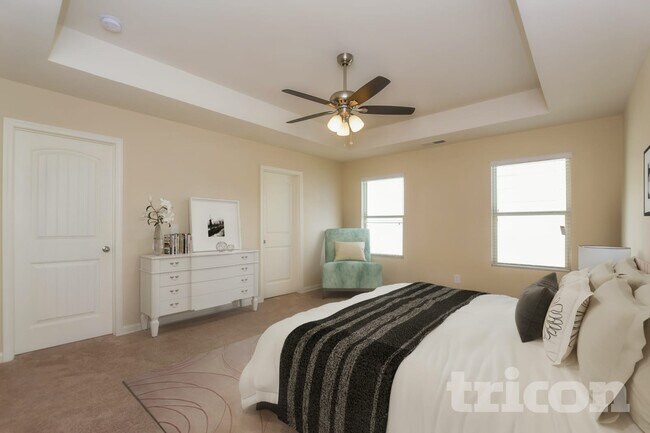 Photo - 457 Shady Glen