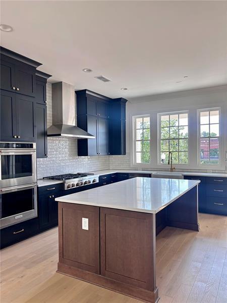 Photo - 655 Mayfair Ct