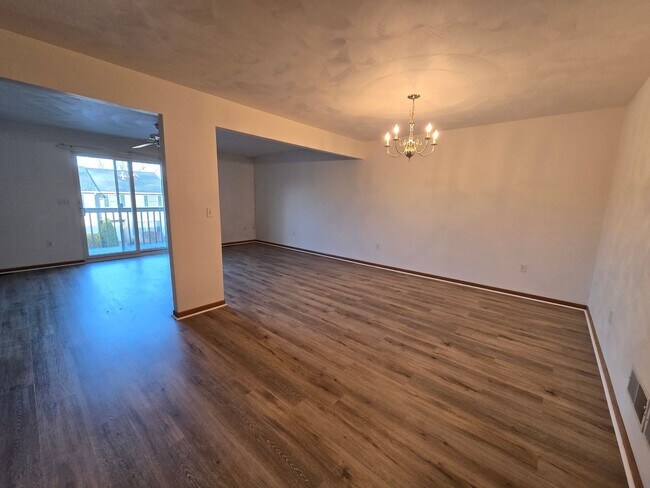 Photo - Large 2 Bedroom Townhouse - Burrell School District - Next to Hill Crest Country Club