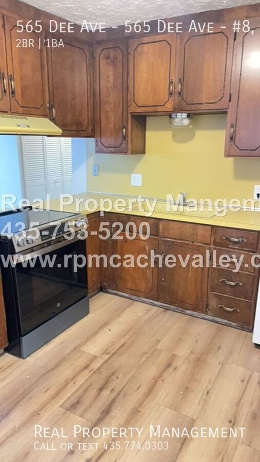 Photo - 565 Dee Ave Unit #8, #1-12