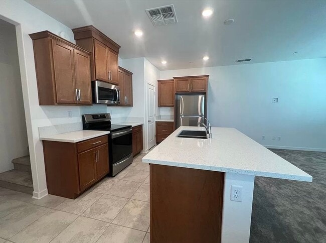 Photo - 5301 E Commerce Way