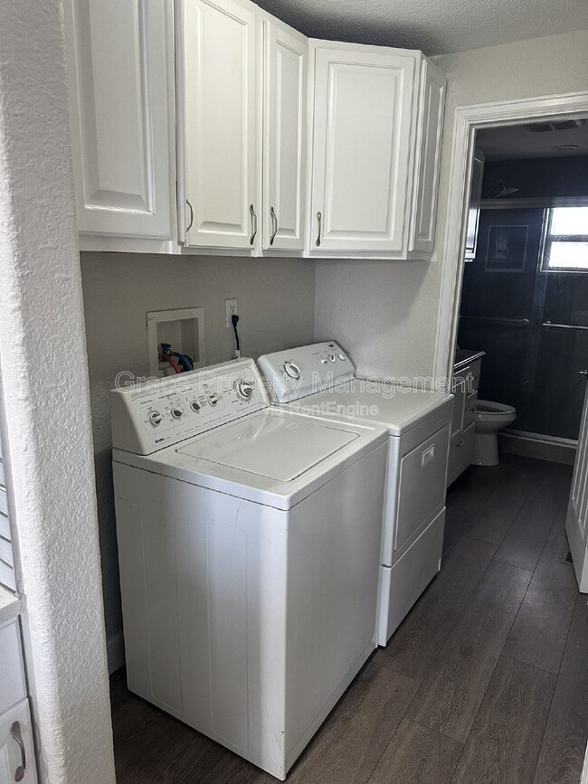 Photo - 4665 W 6th Ave